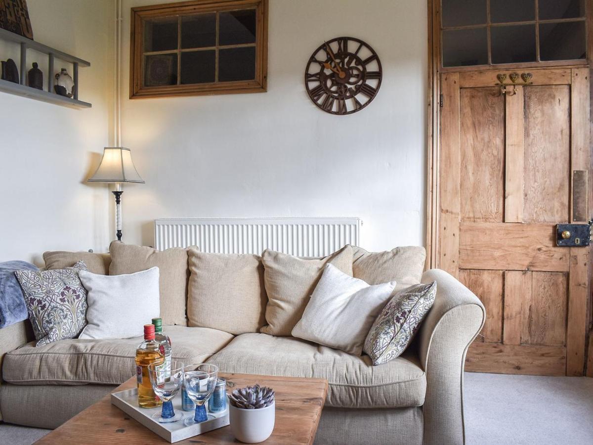 Lea Hall Farmhouse Tissington Εξωτερικό φωτογραφία
